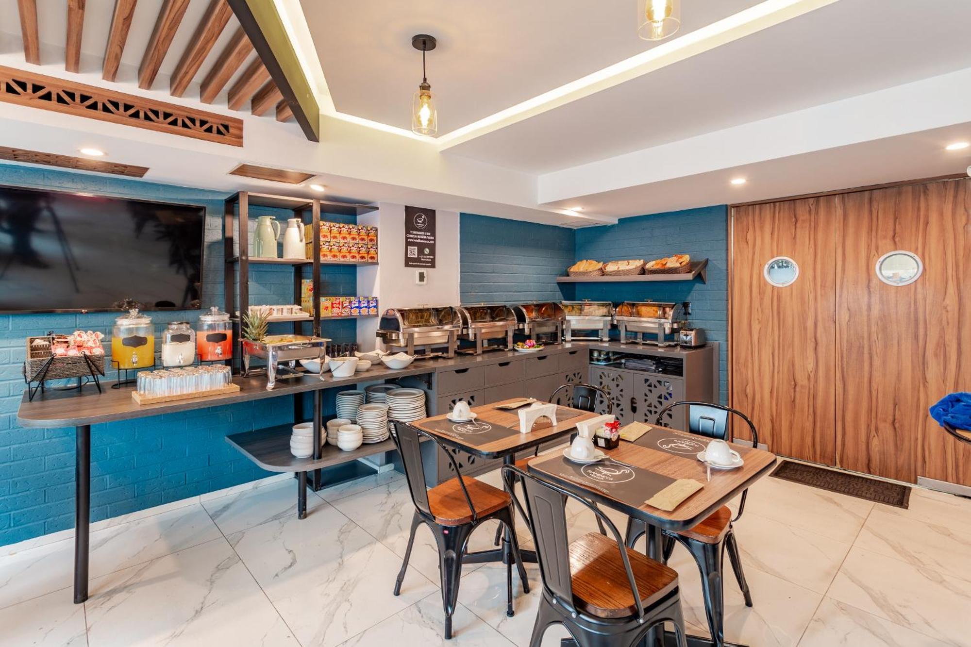Hotel Flamencos Centro Historico Мехико Экстерьер фото